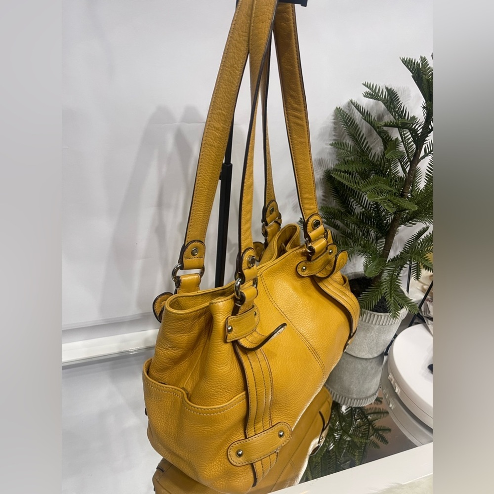 Tignanello Leather Bag - Picture 10 of 12